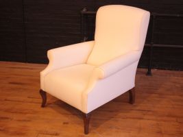 Antin Chair