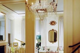 Traditional styled living room featuring our custom Sullivan Bridgewater sofa with a skirted base. Upholstery: Bespoke by Luigi Gentile. Interior Design by Scott Salvator.